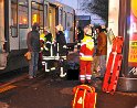 Person unter Strassenbahn Koeln Ehrenfeld Ehrenfeldguertel Venloerstr P06